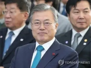 文大統領あすから旧正月の休暇　難題山積でゆっくり休めず？