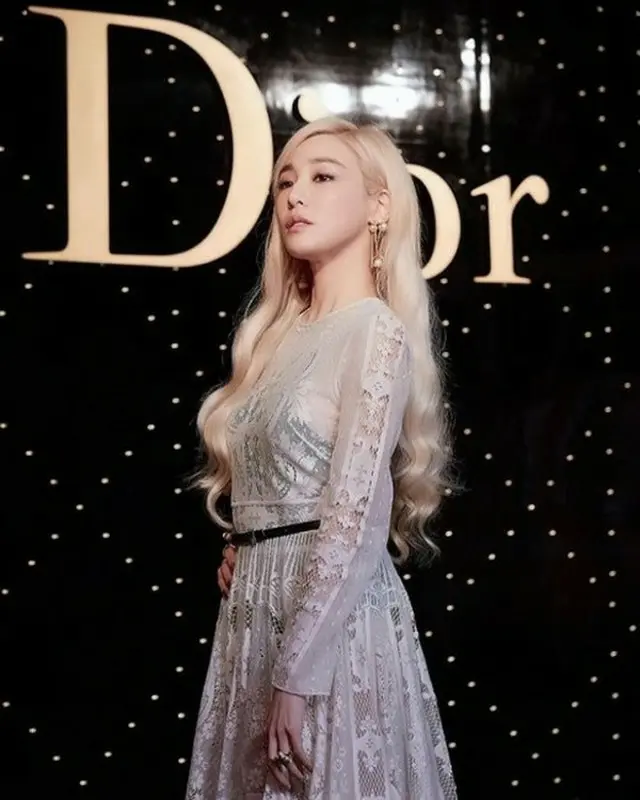 韓国歌手ティファニー（少女時代）が自身のソロ曲を聴いたメンバーたちの反応について語った。（写真提供:OSEN）