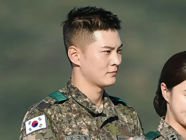 韓国俳優チュウォンが、予定された日よりも早く家族やファンのそばに戻ってくることになった。（写真提供:OSEN）