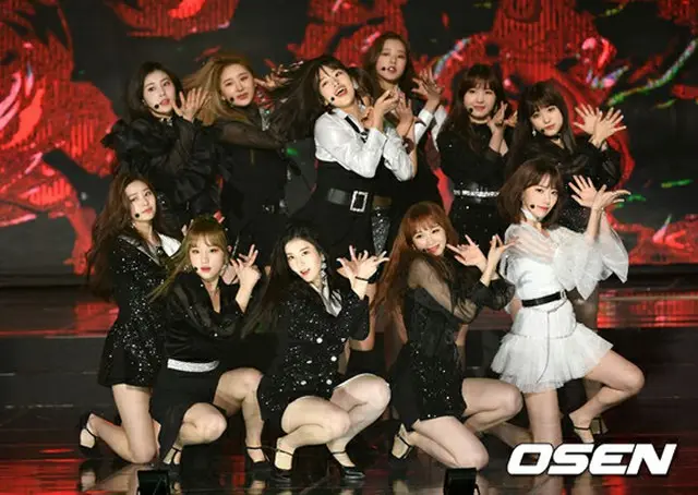 「IZ*ONE」、渋谷に登場！突然の出現に泣き出すファンも