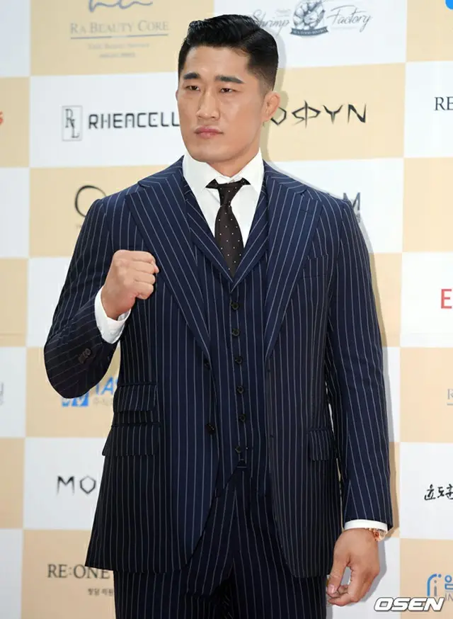 【公式】格闘家キム・ドンヒョン、番組収録で6歳年下妻の妊娠を告白