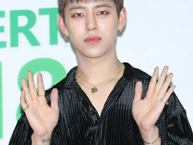 韓国ボーイズグループ「B.A.P」メンバーとして活動していたデヒョンが、SNSでグループ解散の心境を伝えた。（提供:news1）