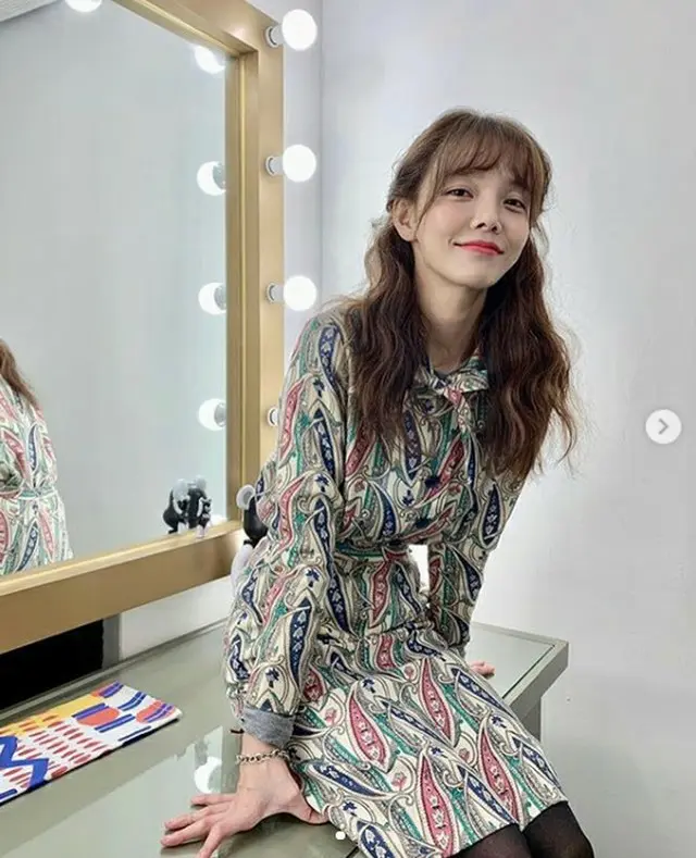 韓国ガールズグループ「AOA」メンバーのジミンが、体調に問題があるのではないかと心配が広がっている中、元気な近況を伝えた。（写真提供:OSEN）