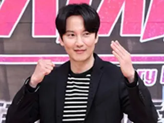 俳優キム・ナムギル、ドラマ「熱血司祭」撮影中に手首骨折