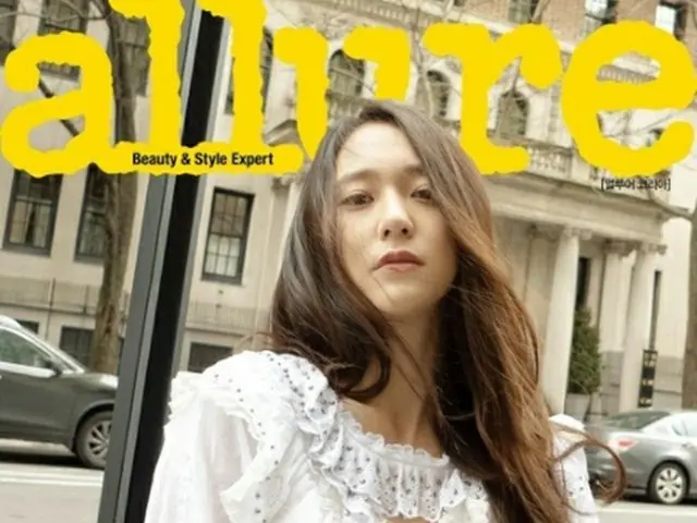 韓国ガールズグループ「f(x)」メンバーのクリスタルが、女性らしくもクールでロマンチックな魅力を放った。（写真提供:OSEN）