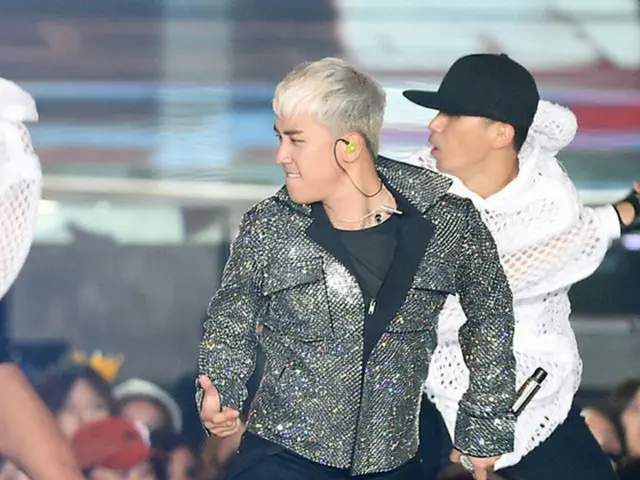 違法撮影した性動画をカカオで共有のV.I（BIGBANG）、”笑い”ながら観賞… トーク内容を公開（画像提供:news1）