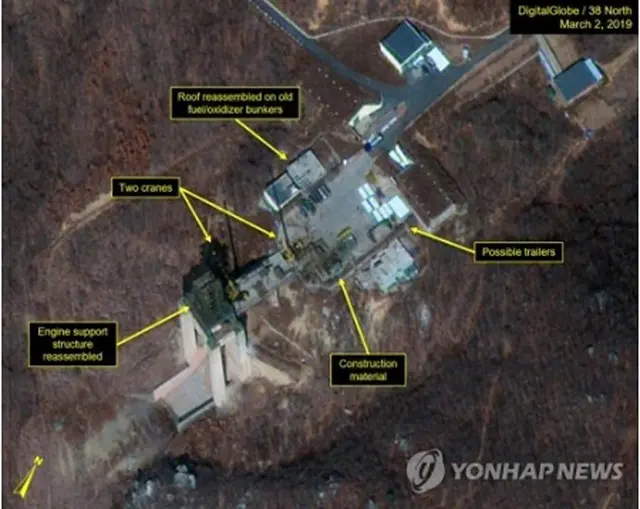 東倉里のミサイル発射場を撮影した衛星写真（38ノース/デジタルグローブ提供）＝（聯合ニュース）