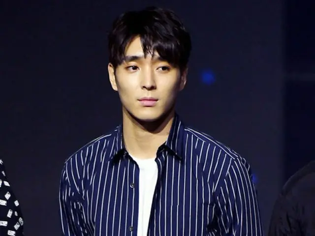 韓国バンド「FTISLAND」のファンが、チェ・ジョンフンを取り巻く疑惑に怒りをあらわにし、グループ脱退を要求する声明を発表した。（写真提供:OSEN）