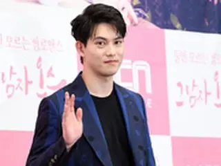 イ・ジョンヒョン（CNBLUE）参加と報道の”黒いチャットルーム”、その内容とは… 「早く女わたせよ」