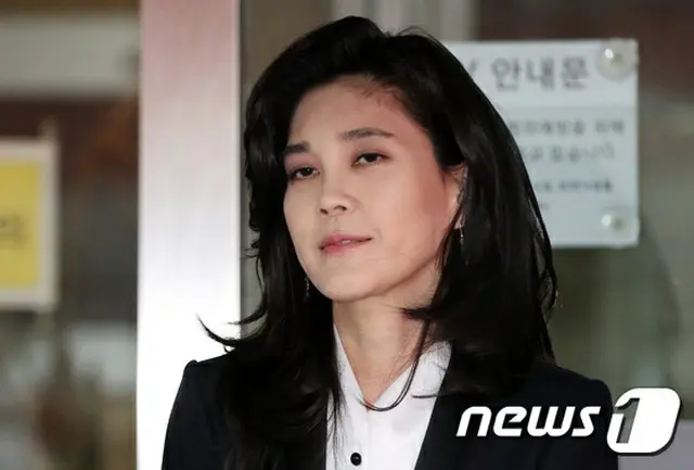 韓国サムスングループの李健熙会長の長女で、ホテル新羅の李富真社長がプロポフォールを常習的に投与していたとされる整形外科が、警察の現場調査要求に対する資料提出を拒否して2日目となる。（提供:news1）