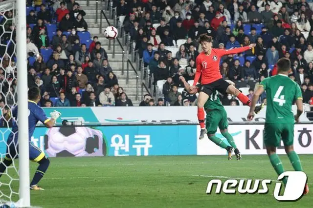 ＜サッカー＞韓国、ボリビアに1-0勝利…イ・チョンヨンのヘディングゴールで