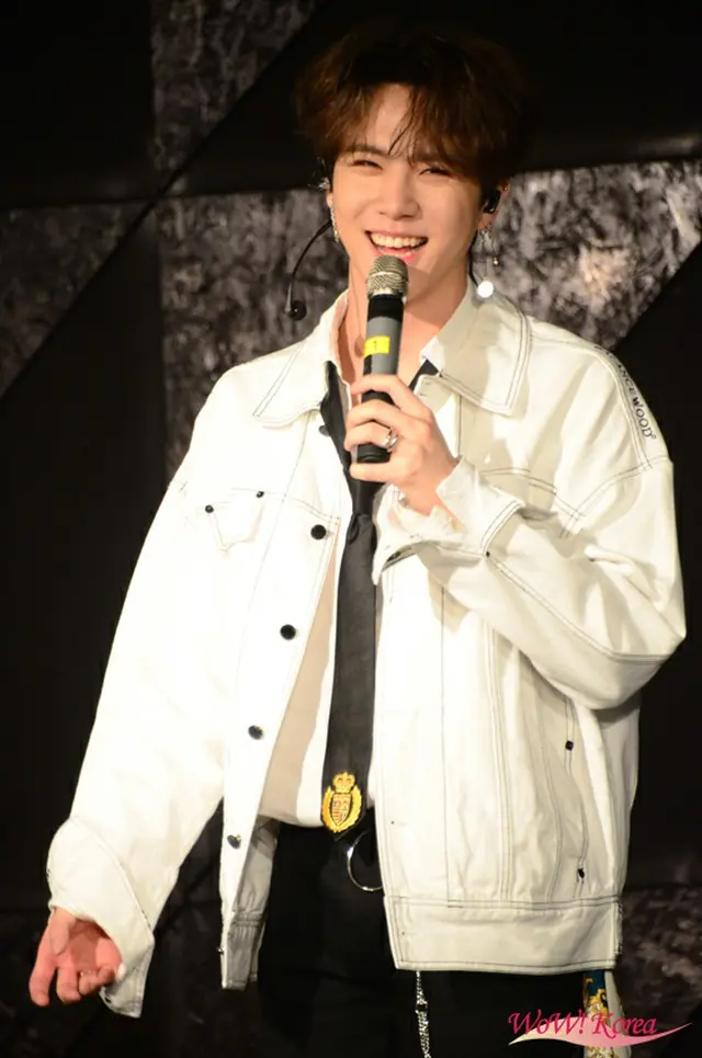 歌手キム・ドンハン