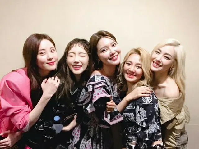 「ソシ最高」と笑顔のスヨン、「少女時代」メンバーとの変わらぬ友情明かす（画像:OSEN）