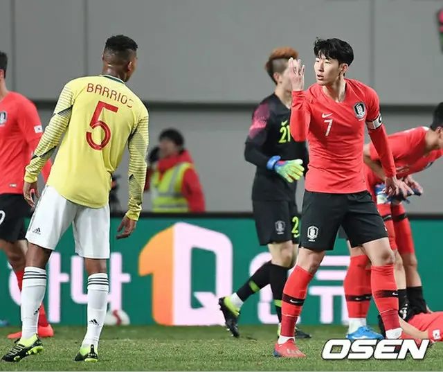 ＜サッカー＞ソン・フンミンの“お前らはうるさい”ジェスチャーにコロンビアメディア＆ファンが怒り（提供:OSEN）