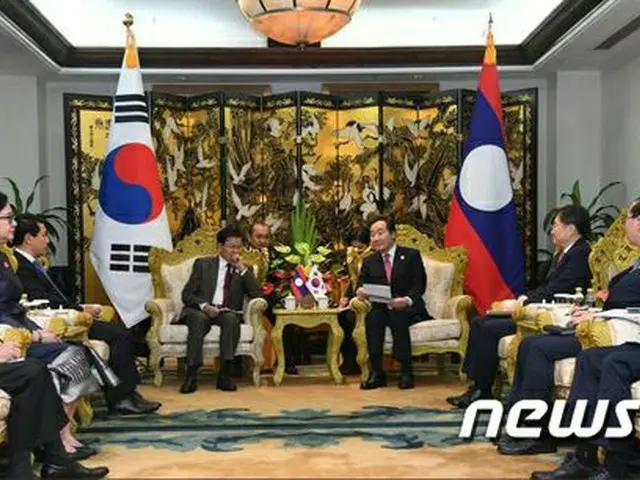 韓国首相、ラオス首相と会談「ダム決壊事故被害者が納得する結果が出ることを期待する」