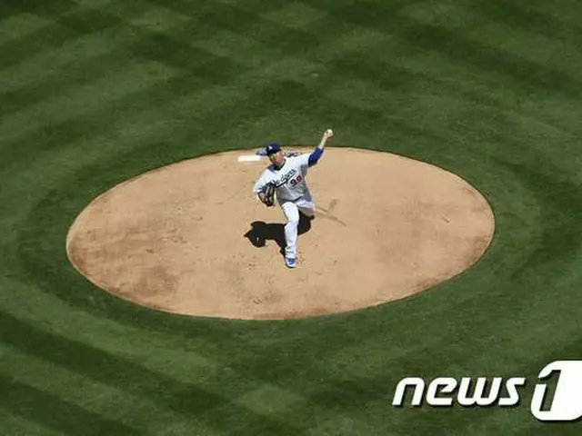 ＜MLB＞リュ・ヒョンジン、開幕戦で先発勝利＝韓国人18年ぶり