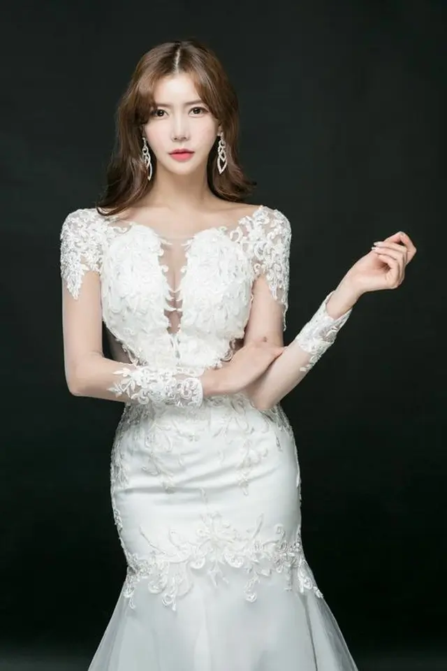 モデルのチ・ホジン、ジムトレーナーと14日結婚へ…ウェディングフォト公開＝韓国（提供:OSEN）
