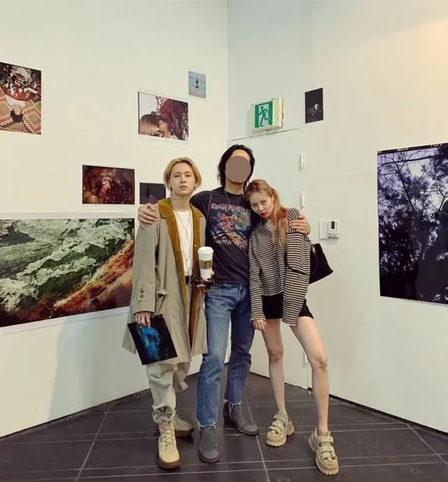 ヒョナ＆イドン、”展示会デート”でカムバックに向けたインスピレーション享受？（画像:OSEN）