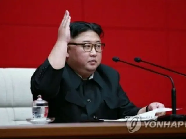 朝鮮中央テレビは最高人民会議に出席した金正恩氏の姿を公開した＝（聯合ニュース）