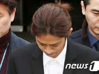 “違法撮影・流布”の歌手チョン・ジュンヨン、起訴へ