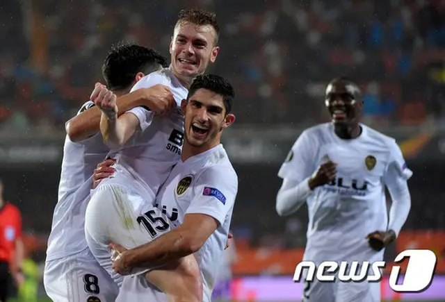 ＜サッカー＞“イ・ガンイン22分”バレンシア、ヨーロッパリーグ準決勝進出