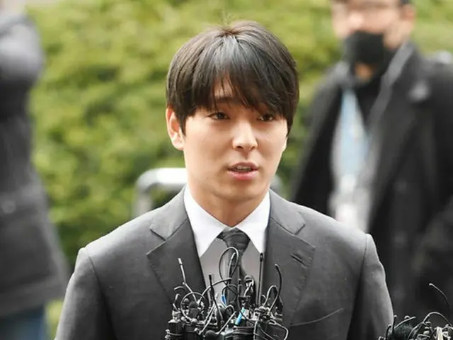 韓国バンド「FTISLAND」元メンバーのチェ・ジョンフン（29）が、飲酒運転報道もみ消し疑惑を晴らしたが、集団性的暴行疑惑で新たな局面を迎えている。（提供:OSEN）