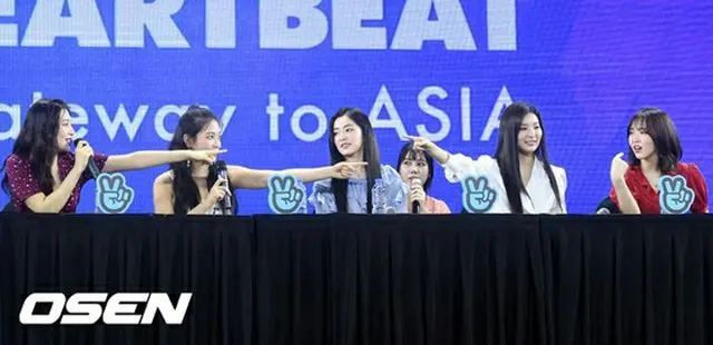 韓国ガールズグループ「Red Velvet」が、夏に新曲を発表することを予告した。（提供:OSEN）