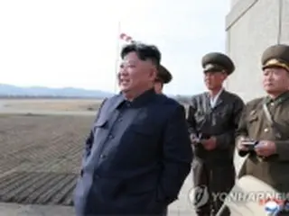 金正恩氏がロケット砲など訓練を指導　北朝鮮メディア