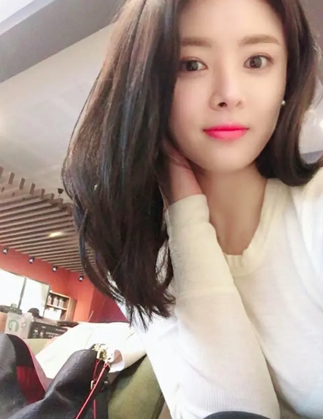 韓国ガールズグループの元メンバーで女優の故ハン・ジソンの出棺まで厳かに執り行われたが、相変わらず事故に対する謎は解けていない。（提供:OSEN）