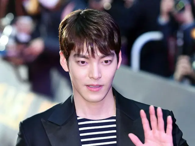 “がん闘病中”俳優キム・ウビン、近況が話題＝チョ・インソンと仏教行事に参加（提供:OSEN）