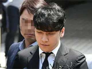 兵務庁、V.I（元BIGBANG）の入隊について「6月25日ではない…入営日は再度通知」