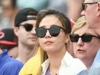 リュ・ヒョンジンの”敵地で初勝利”、元女子アナ妻も応援に