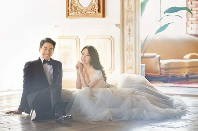 韓国俳優カン・テソン（39）が、女優チョン・アラと6月15日にソウル・江南（カンナム）のウェディングホールにて非公開で挙式をおこなうという。（提供:OSEN）