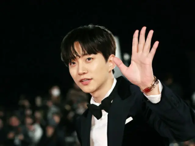 韓国アイドルグループ「2PM」ジュノ（29）が訓練所に入所、社会服務要員として服務を開始する。