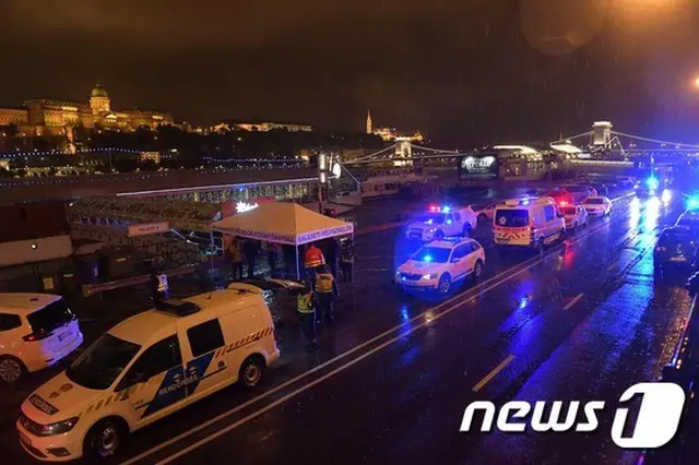 韓国人観光客が乗った遊覧船、沈没原因は大型遊覧船との衝突…7人死亡・19人行方不明＝ハンガリー