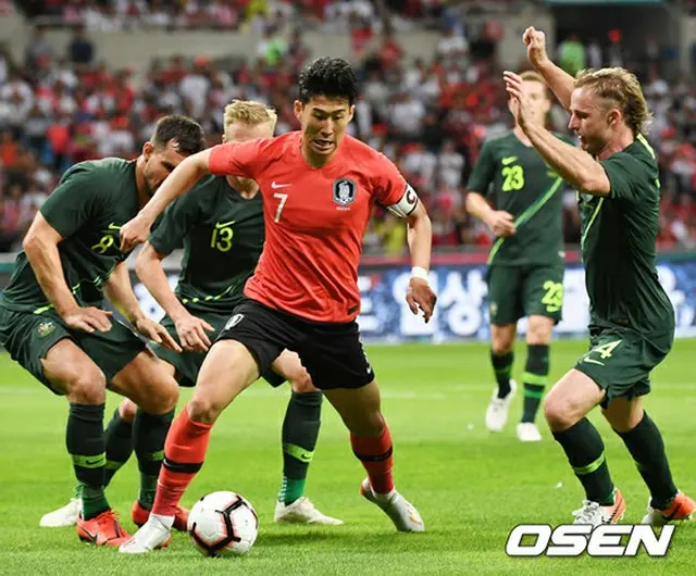 パウロ・ベント監督率いるサッカー韓国代表は7日、釜山（プサン）アジアド主競技場でおこなわれたオーストラリアとのAマッチ親善試合で、勝利を収めた。（提供:OSEN）
