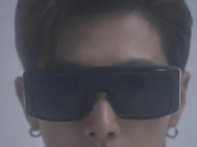 「東方神起」ユンホ、14日の「ミュージックバンク」で新曲「Follow」のステージ初公開(提供:OSEN)