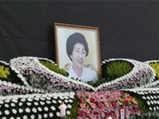 金正恩氏名義の弔文・弔花、妹与正氏がきょう板門店で伝達＝金大中氏妻の死去受け