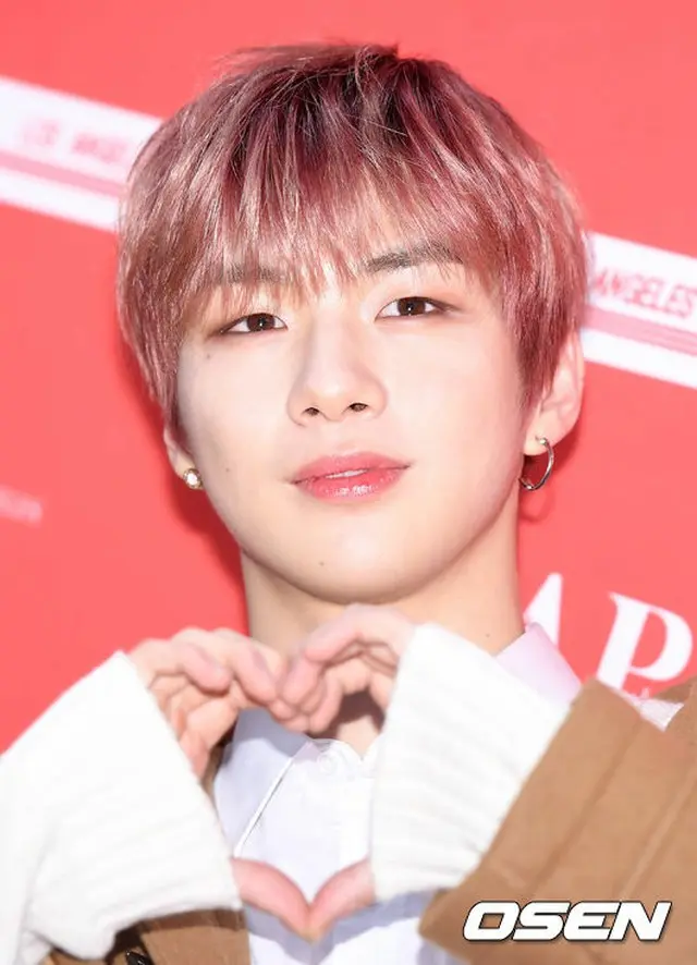 韓国歌手カン・ダニエルが、アイドルチャート評点ランキングで64週連続で最多得票を獲得した。（提供:OSEN）