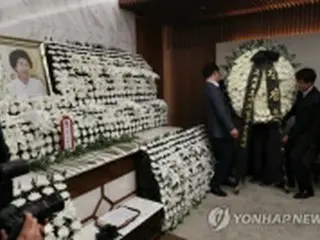 金大中・元韓国大統領夫人の遺族　正恩氏の弔意に感謝の手紙