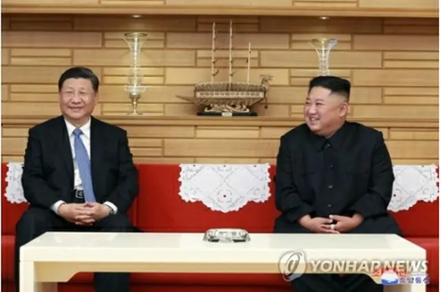 北朝鮮の朝鮮中央通信は２１日、金委員長と習主席が２０日に平壌で会談したと報じた＝２１日、ソウル（朝鮮中央通信＝聯合ニュース）