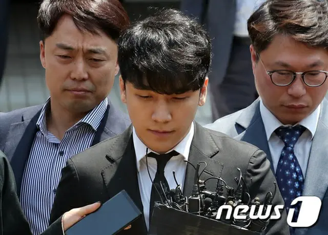 V.I（元BIGBANG）、性売買・横領など7つの容疑で検察送致（画像提供:news1)