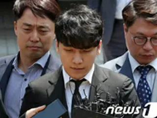 V.I（元BIGBANG）、性売買・横領など7つの容疑で検察送致