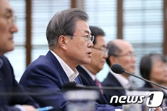 文大統領、きょう（8日）1か月ぶりの補佐官会議＝日本へのメッセージあるか注目