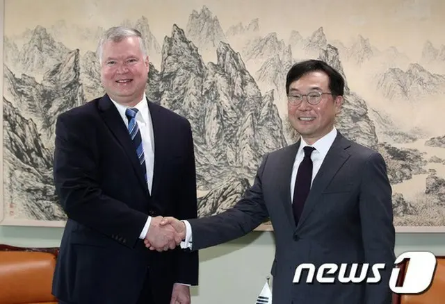 韓国高官、ビーガン氏と会同のためベルリンへ＝米朝実務交渉の議題調整か（提供:news1）