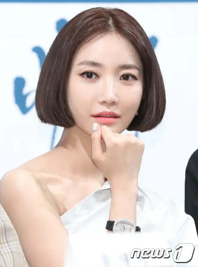 韓国女優コ・ジュンヒが、相次ぐ所属事務所との契約不発による推測に苦しんでいる心境を吐露した。（提供:news1）