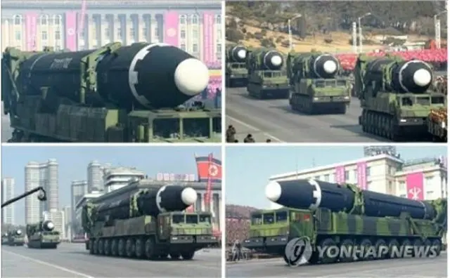 北朝鮮の軍事パレードに登場した「火星１５」＝（労働新聞＝聯合ニュース）《転載・転用禁止》