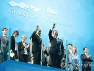 韓国・光州で世界水泳の開会式　文大統領も出席