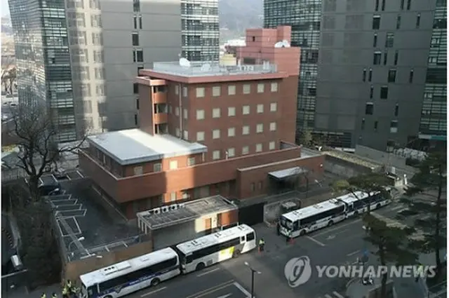 旧在韓日本大使館。現在は新築工事のため撤去された（資料写真）＝（聯合ニュース）