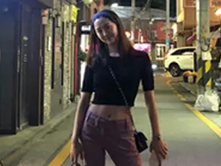 ダソム（元SISTAR）、鍛え抜かれた腹筋を披露
